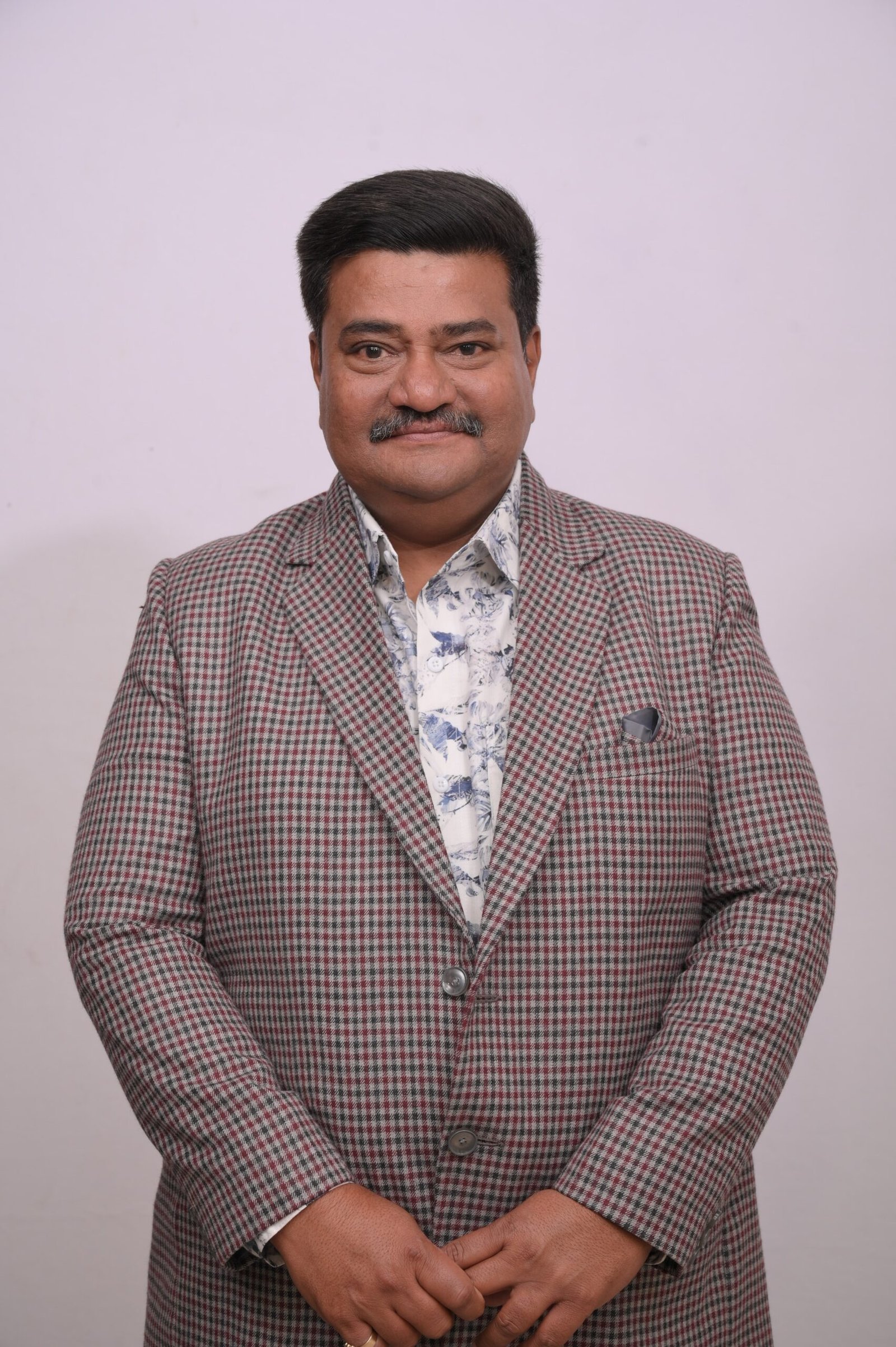 Shree Viralbhai Navinchandra Shah